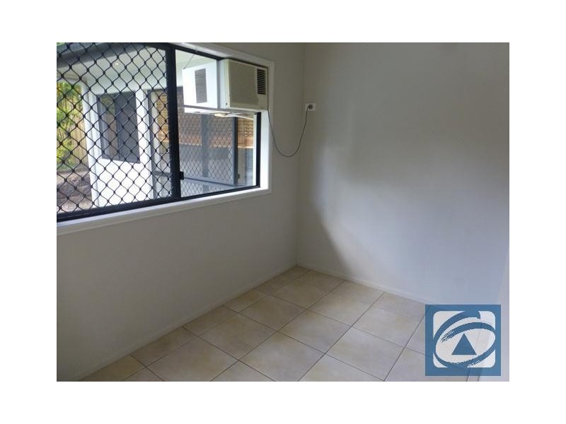 2 Ben Bolt Close, Redlynch QLD 4870