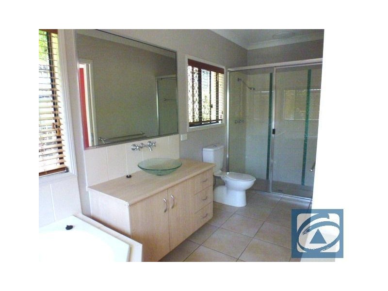 2 Ben Bolt Close, Redlynch QLD 4870