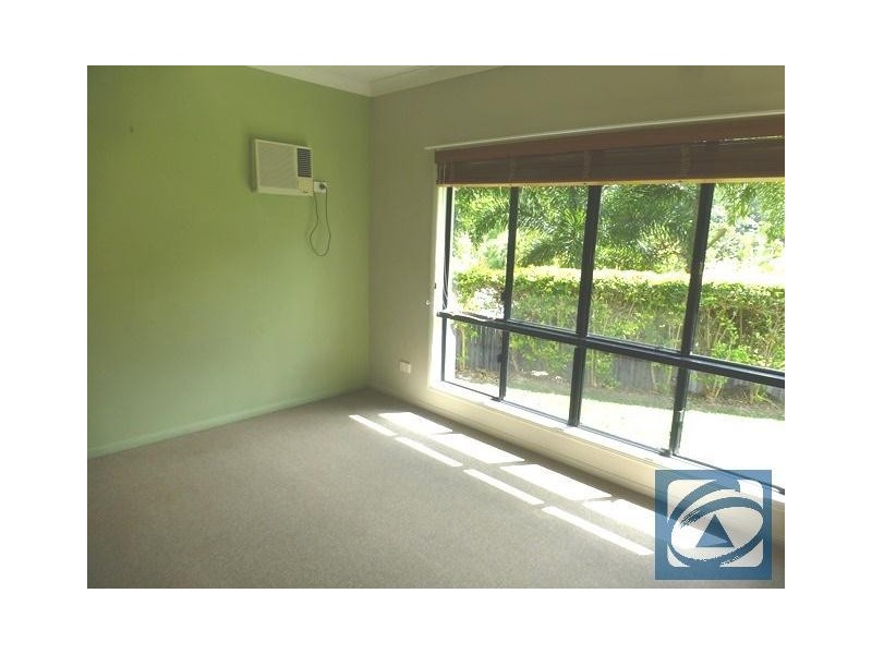 2 Ben Bolt Close, Redlynch QLD 4870