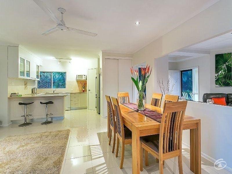 37 Summer Hill Drive, Mooroobool QLD 4870