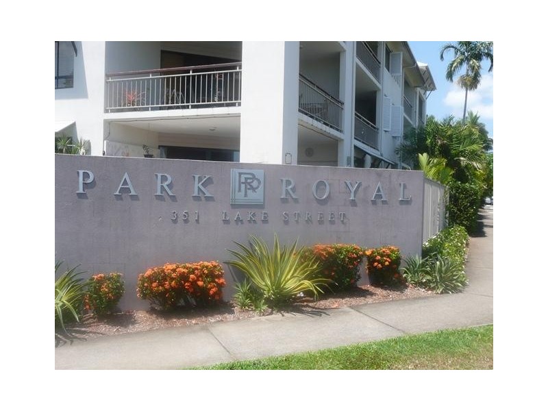 23/349 Lake Street, Cairns North QLD 4870