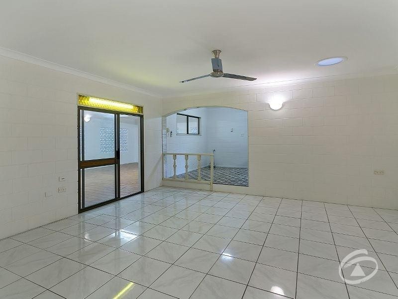 32 Wirrah Street, Bayview Heights QLD 4868