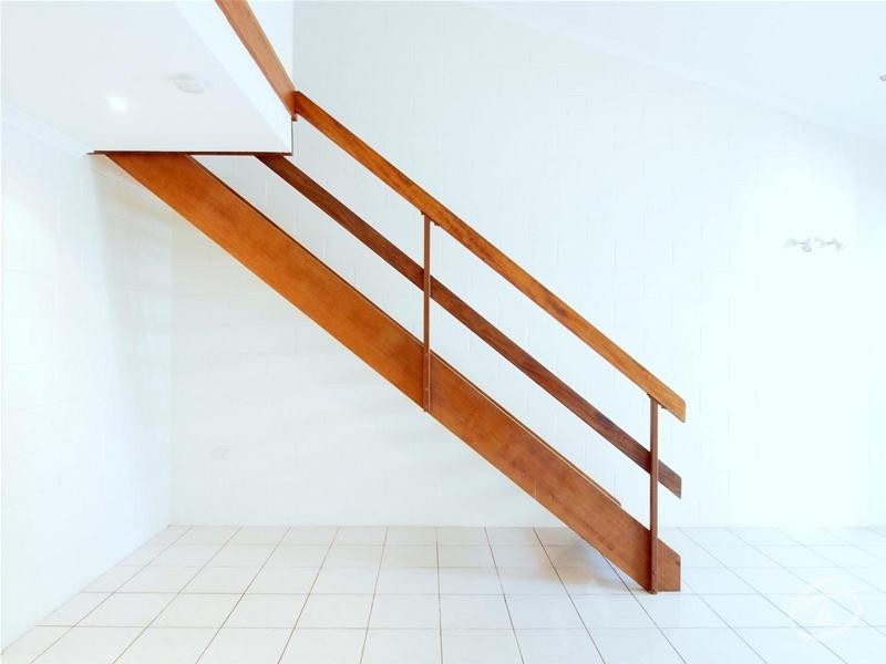 8/25-31 Hibiscus Lane, Holloways Beach QLD 4878