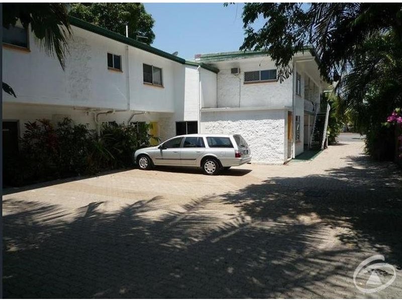 30 Charles Street, Cairns North QLD 4870