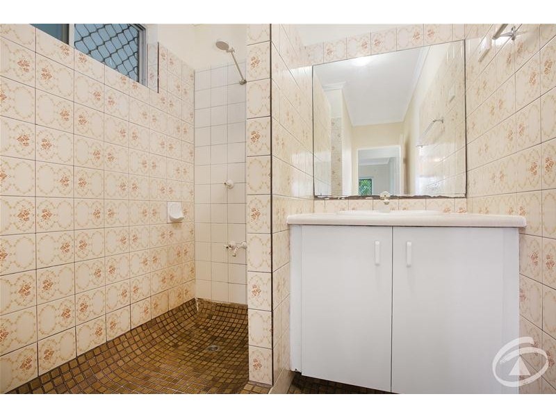 30 Charles Street, Cairns North QLD 4870