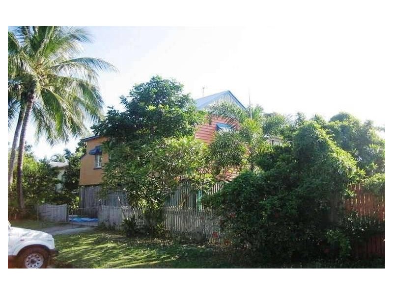 Machans Beach QLD 4878