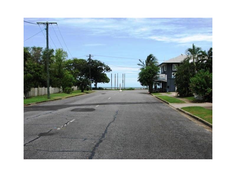 Machans Beach QLD 4878