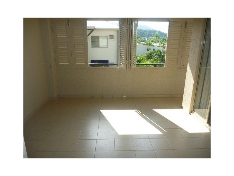 317/2 Centenary  Close, Manoora QLD 4870