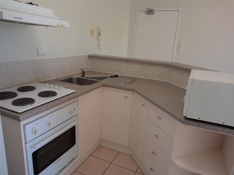 16/17-21 Martyn Street, Parramatta Park QLD 4870