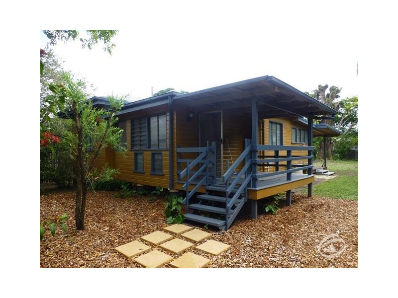 37 Dunn Street, Cairns North QLD 4870