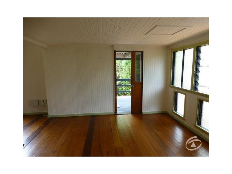 37 Dunn Street, Cairns North QLD 4870