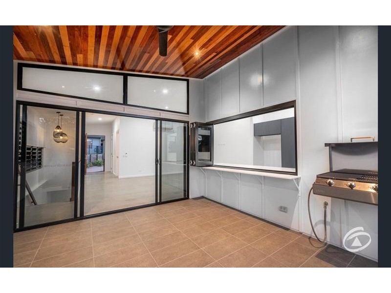 6b Diamond Close, Stratford QLD 4870