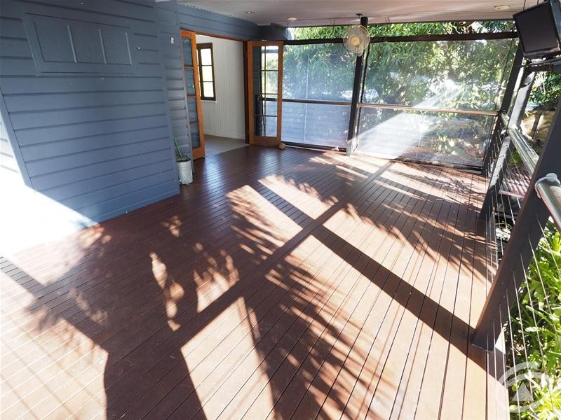 5 Phillips Street, Machans Beach QLD 4878