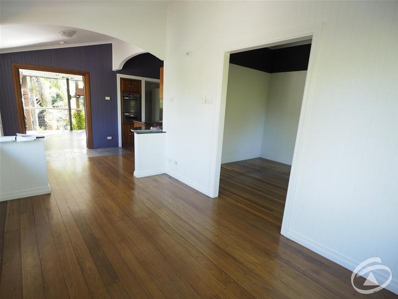 5 Phillips Street, Machans Beach QLD 4878