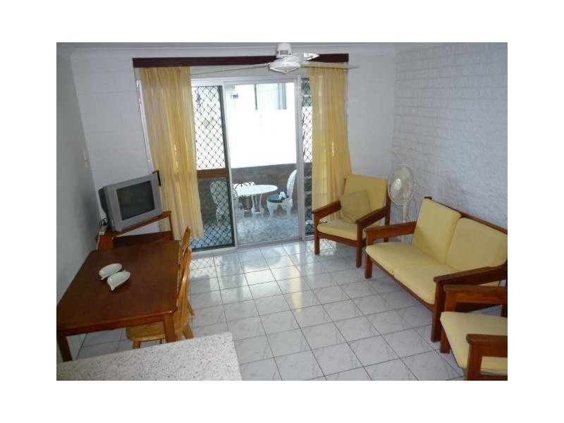 9/200 Grafton Street, Cairns North QLD 4870