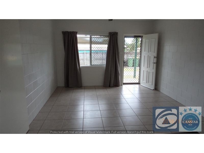 1/52 Alberta Drive, Woree QLD 4868