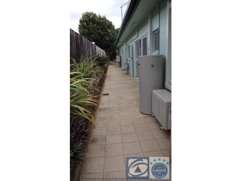 1/52 Alberta Drive, Woree QLD 4868