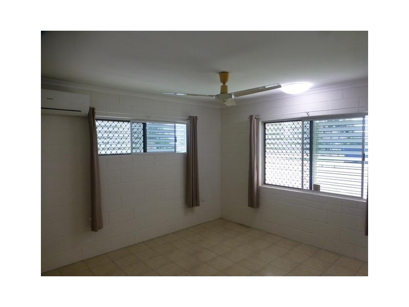 43 Angela Street, Woree QLD 4868