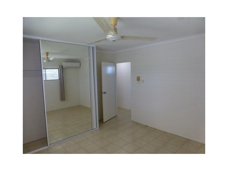 43 Angela Street, Woree QLD 4868