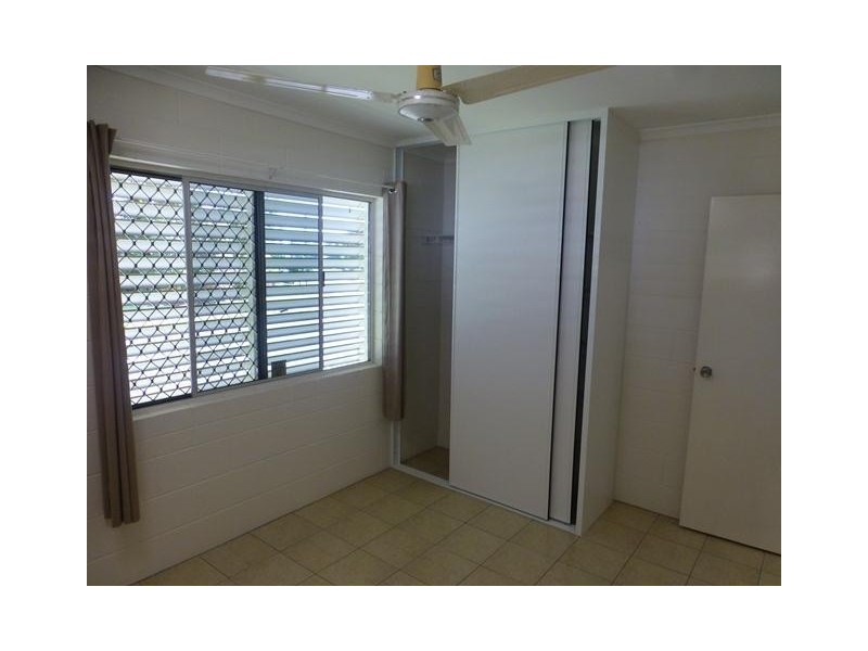 43 Angela Street, Woree QLD 4868