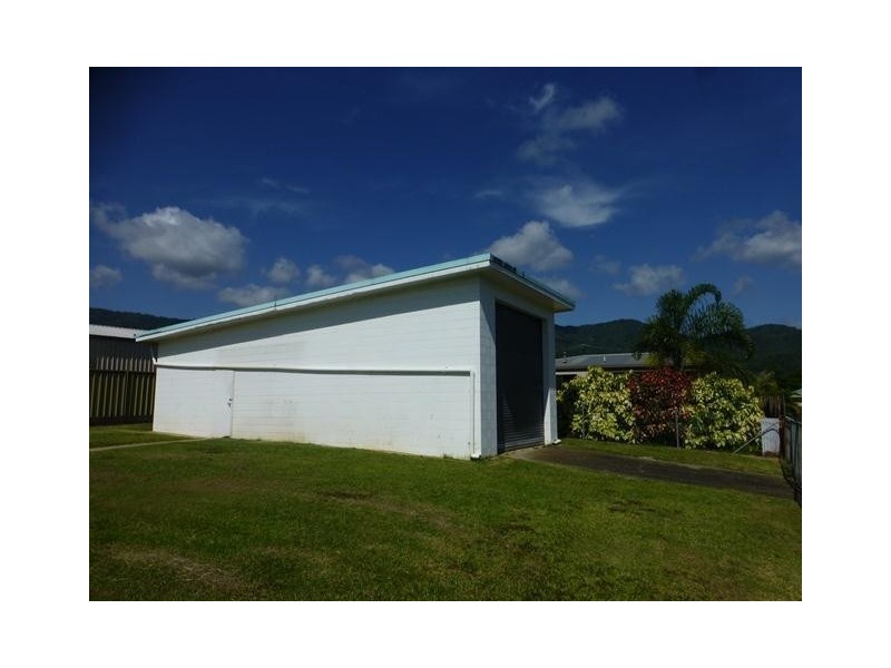 43 Angela Street, Woree QLD 4868