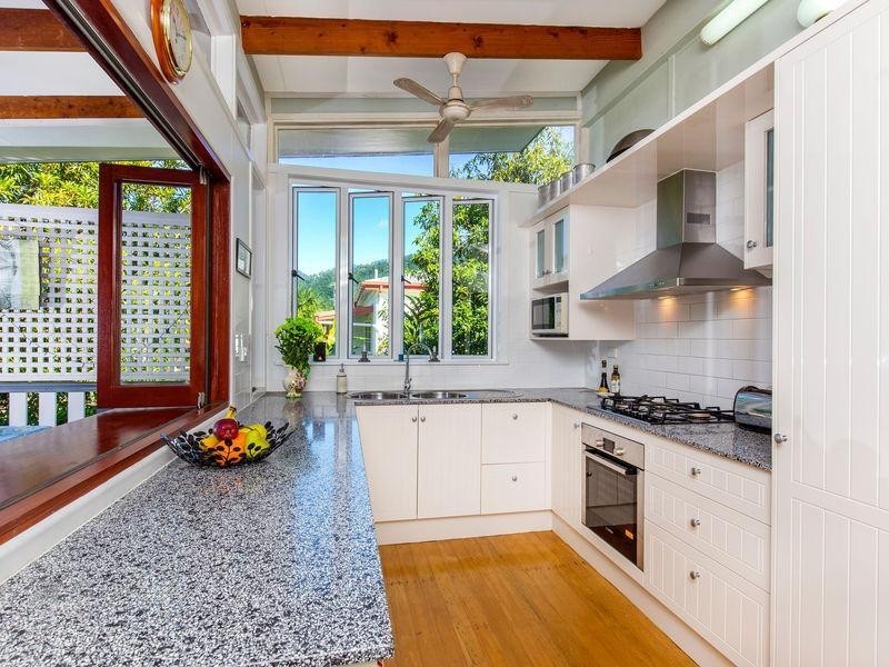 53 Moody  Street, Mooroobool QLD 4870