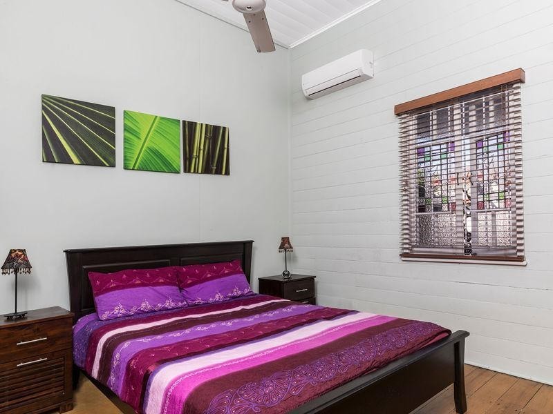 53 Moody  Street, Mooroobool QLD 4870