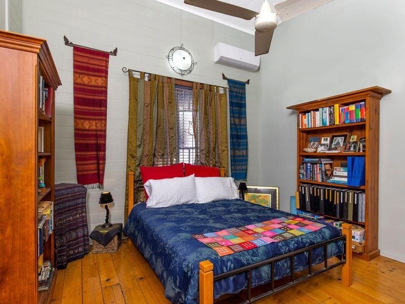 53 Moody  Street, Mooroobool QLD 4870