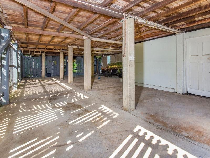 53 Moody  Street, Mooroobool QLD 4870