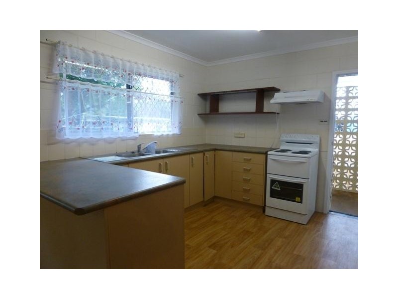 18 Carroo Street, Bayview Heights QLD 4868