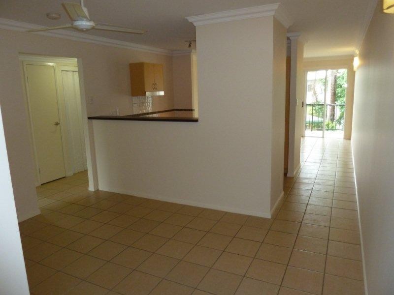 204/6 Marella Close, Manoora QLD 4870