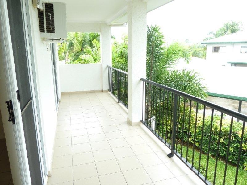 204/6 Marella Close, Manoora QLD 4870