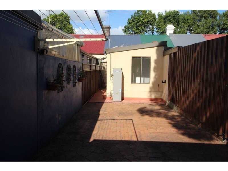 240 Edgeware Road, Newtown NSW 2042