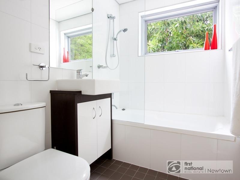 28/115 Wigram Road, Glebe NSW 2037