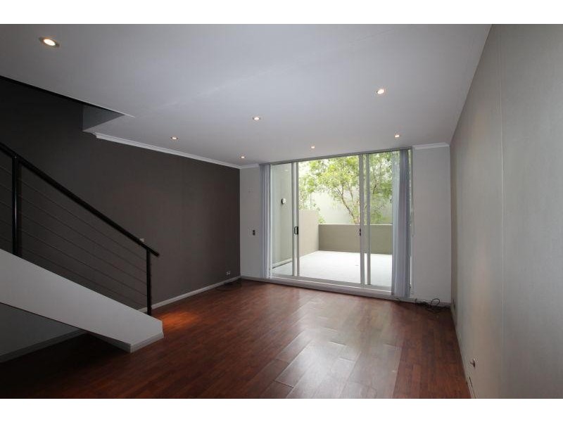 6/4 Gillespie Avenue, Alexandria NSW 2015