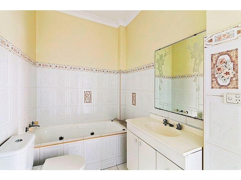 21 Holmwood Street, Newtown NSW 2042