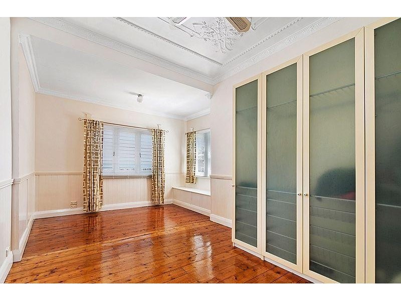 24 Station Street, Tempe NSW 2044