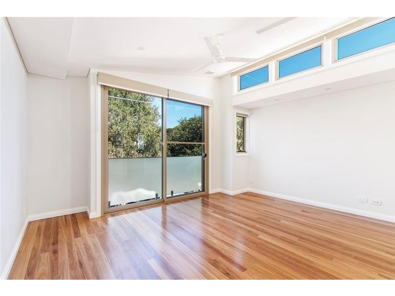 35 John Street, Newtown NSW 2042