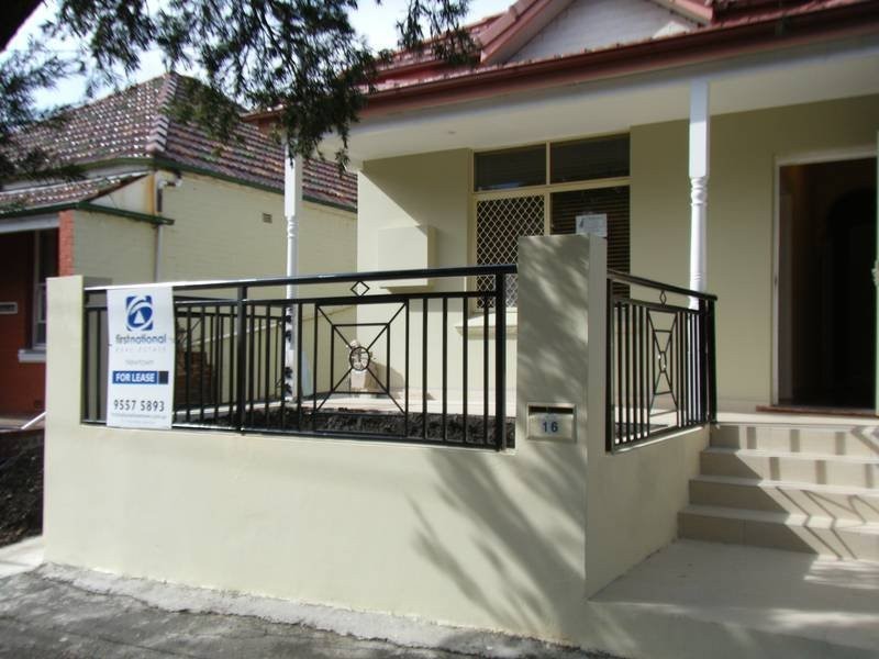 16 William Street, Tempe NSW 2044