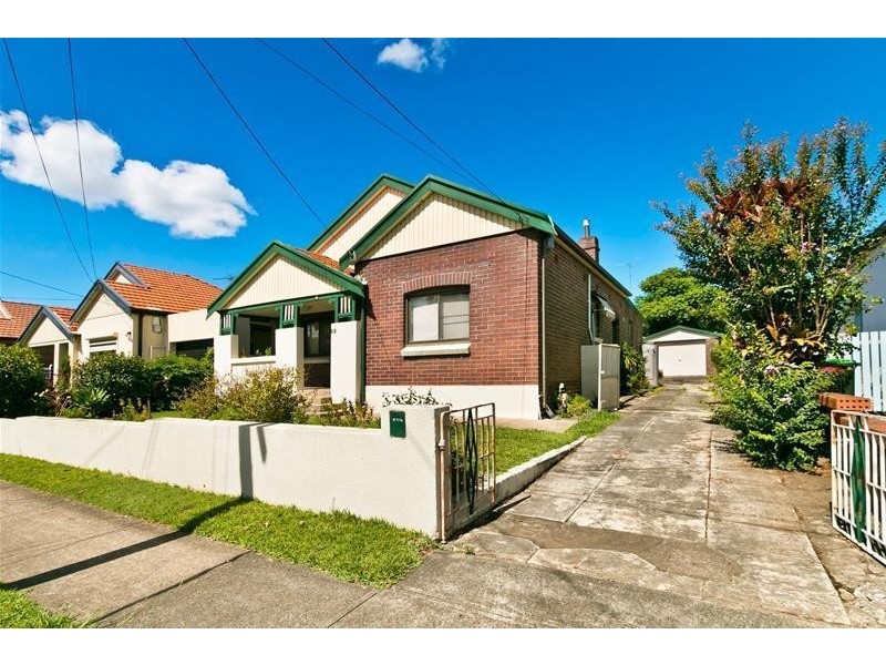 8 Chatfield Avenue, Belfield NSW 2191