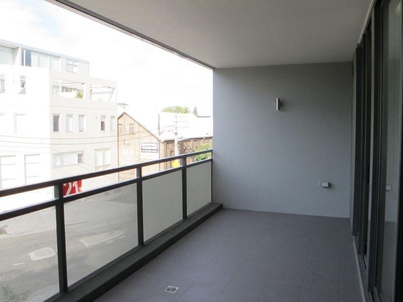 10/2-4 Coulson Street, Erskineville NSW 2043