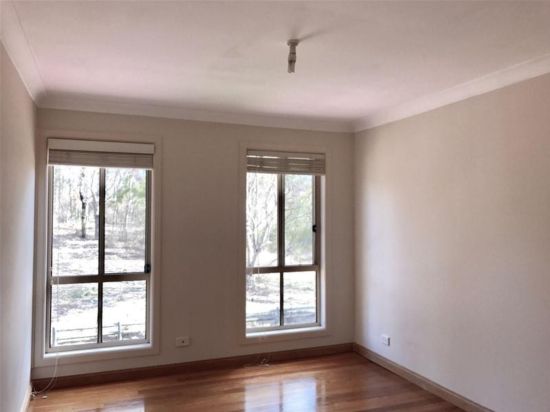 13 Ferraro Crescent, West Hoxton NSW 2171