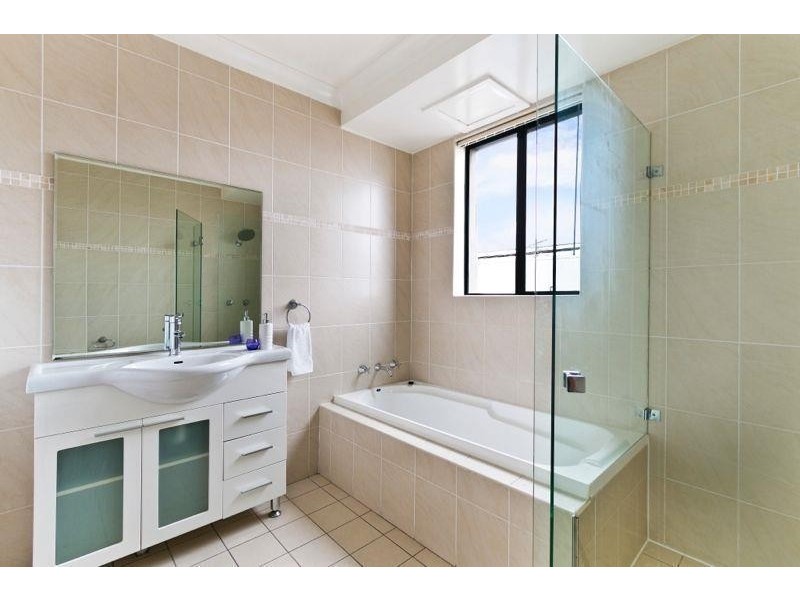 1/14-18  Mary Street, St Peters NSW 2044