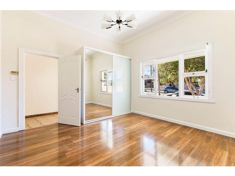 1 Enfield Street, Marrickville NSW 2204