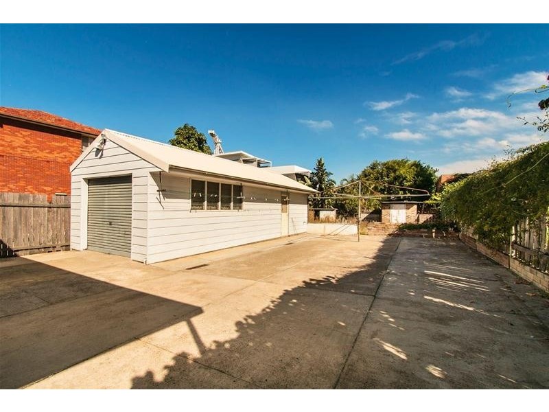 1 Enfield Street, Marrickville NSW 2204