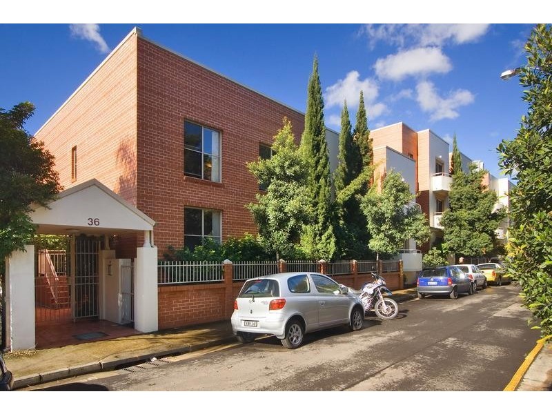 9/36 Flora Street, Erskineville NSW 2043