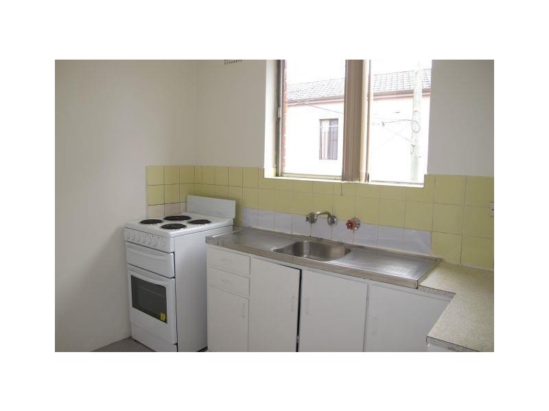 8/18 John Street, Newtown NSW 2042