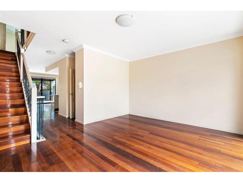 9/14-18 Mary Street, St Peters NSW 2044