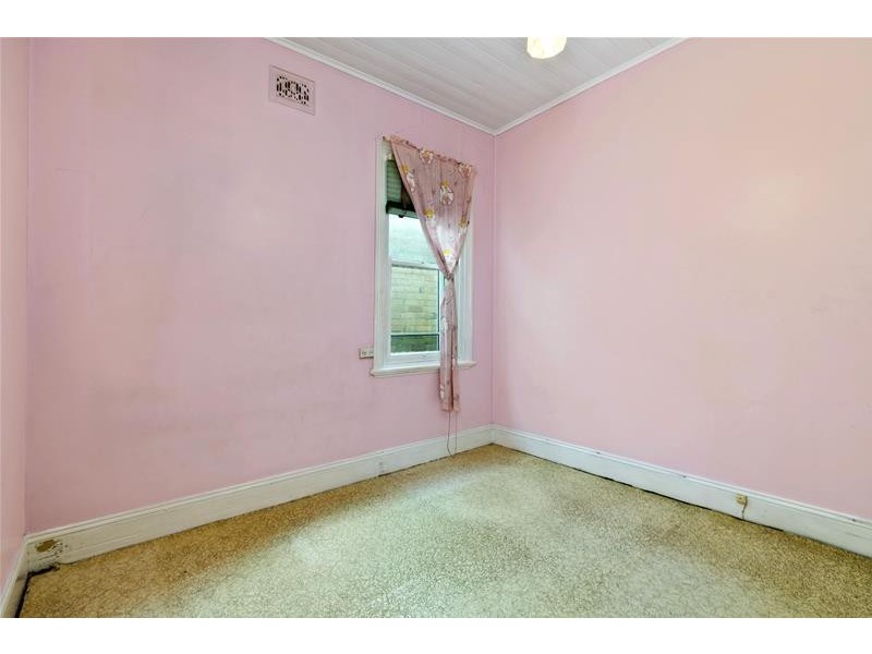 16 Terry Street, Tempe NSW 2044