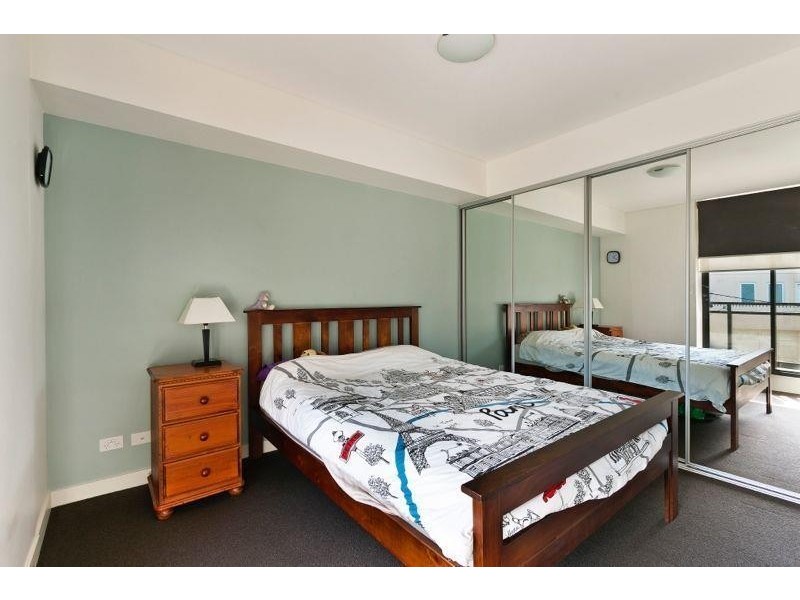 10/2-4 Coulson Street, Erskineville NSW 2043